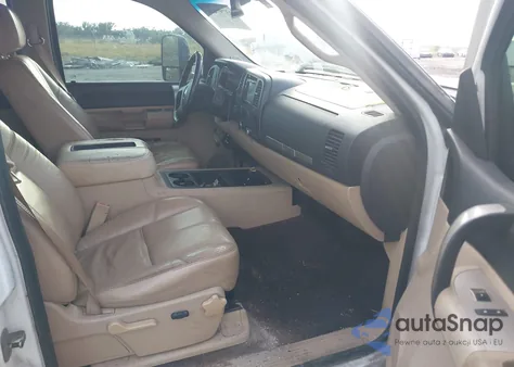 2008 Chevrolet Silverado 3500Hd Lt2 z USA, uszkodzony, nr VIN 1GCHK33618F214731